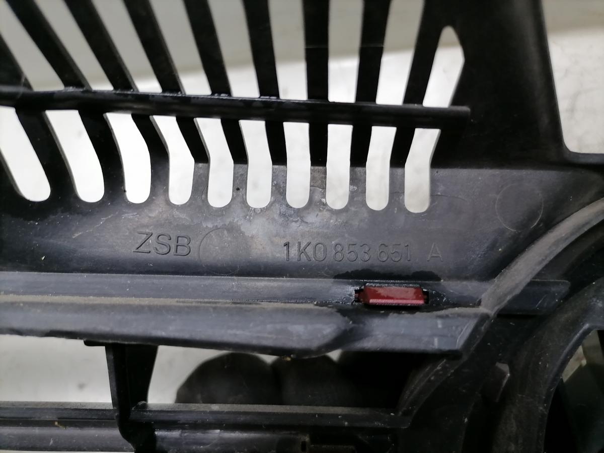 VW Golf 5 original K&uuml;hlergrill LA3W Redspicemetallic Flie&szlig;heck Bj.2004